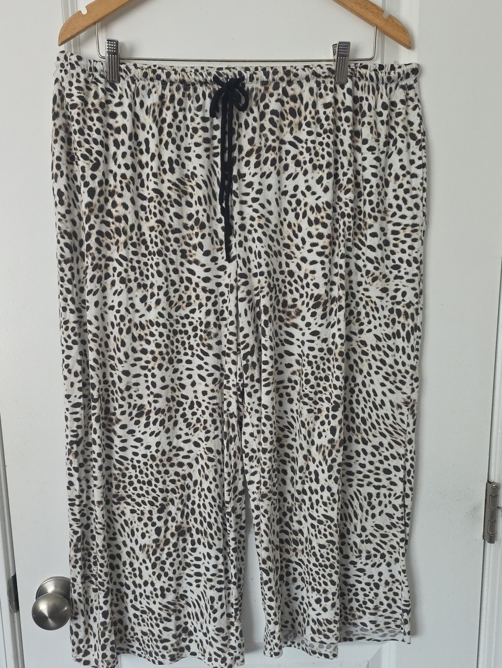 Simply Vera Wang Animal Print Pajama Bottom Capris Size XXL
